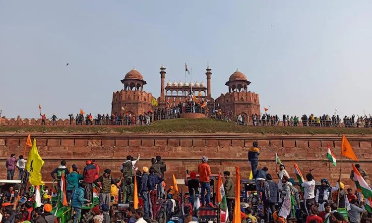 Red Fort Violence Case: Delhi Court Issues Fresh Summons To Deep Sidhu And Others, Production Before Court On July 12 Red Fort Violence Case: Delhi Court Issues Fresh Summons To Deep Sidhu And Others, Production Before Court On July 12