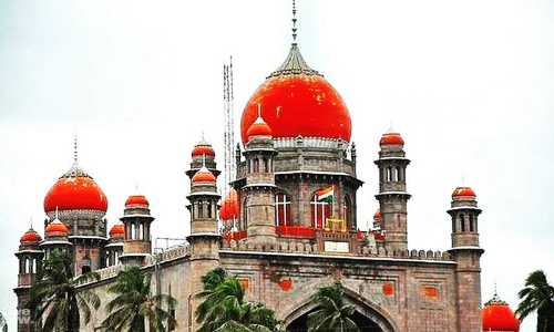 Telangana High Court Directs Police To File Final Reports In Unnatural Death Cases Before Judicial Magistrate, Not Executive Magistrate Telangana High Court Directs Police To File Final Reports In Unnatural Death Cases Before Judicial Magistrate, Not Executive Magistrate