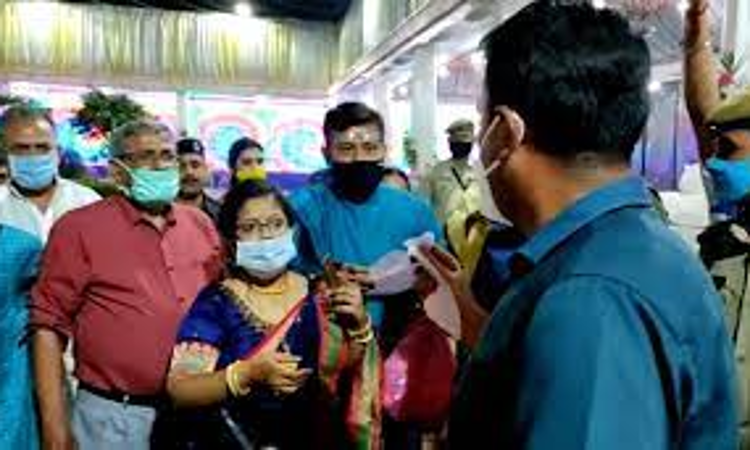 Tripura Marriage Raids By District Magistrate: Tripura High Court Orders Further Inquiry To Find Out Under Whose Order DM Detained Attendees Tripura Marriage Raids By District Magistrate: Tripura High Court Orders Further Inquiry To Find Out Under Whose Order DM Detained Attendees