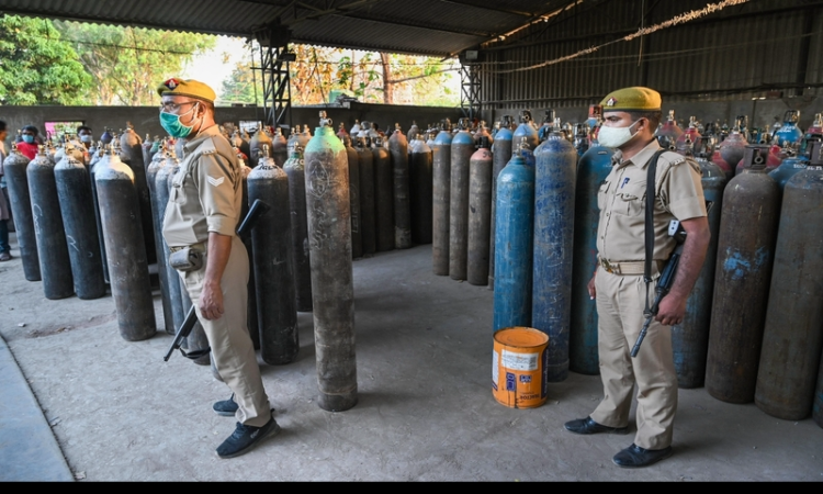 Jharkhand HC Issues Directions For The Release Of Oxygen Cylinders Lying In Judicial Custody To Facilitate Treatment Of COVID Affected Persons Jharkhand HC Issues Directions For The Release Of Oxygen Cylinders Lying In Judicial Custody To Facilitate Treatment Of COVID Affected Persons