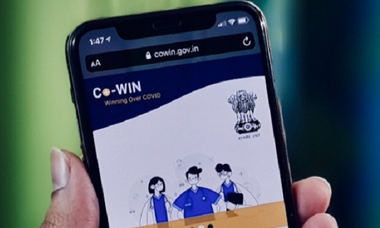 CoWIN Vaccination Slots To Open Up At A Fixed Time, Preference For 18-44 Yrs With Comorbidities : State Tells Bombay High Court