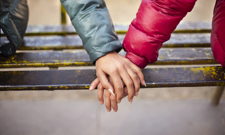 MP High Court Allows 19-Year-Old Woman To Live With Partner Of Choice After She Rejects Husband, Parents MP High Court Allows 19-Year-Old Woman To Live With Partner Of Choice After She Rejects Husband, Parents