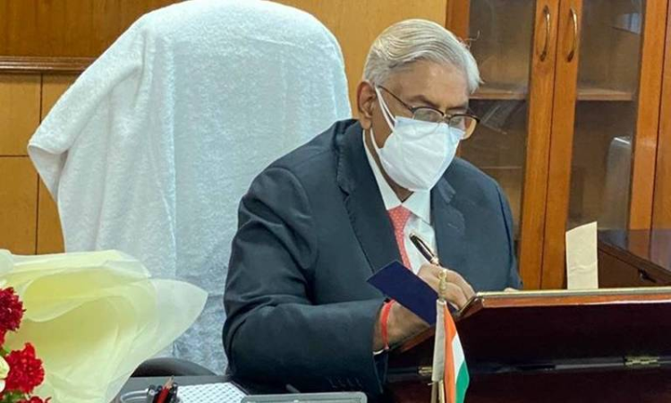 Justice Arun Mishra Takes Over As National Human Rights Commission (NHRC) Chairman Justice Arun Mishra Takes Over As National Human Rights Commission (NHRC) Chairman