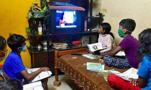 20 % Students Without Digital Access : Karnataka HC Says State Has Obligation Under Article 21A To Ensure Children Attend Online Classes