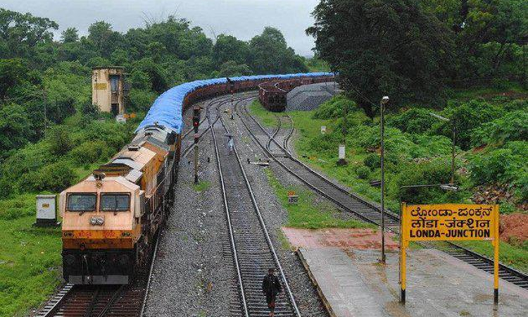 Karnataka High Court Issues Notice In Plea Seeking Facilities For Senior Citizens & Persons With Disabilities At Konkan Railway Stations Karnataka High Court Issues Notice In Plea Seeking Facilities For Senior Citizens & Persons With Disabilities At Konkan Railway Stations