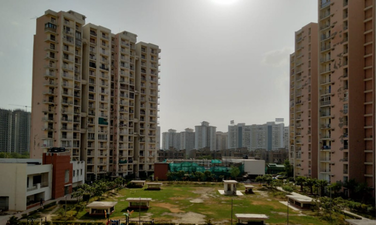 SCBA Group Housing Society Dispute- Supreme Courts Asks SCBA President To Resolve Within. SCBA Group Housing Society Dispute- Supreme Courts Asks SCBA President To Resolve Within.