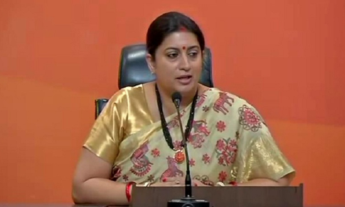 Supreme Court Refuses Pre-Arrest Bail To Man Accused Of Making Objectionable Facebook Post Against Smrit Irani Supreme Court Refuses Pre-Arrest Bail To Man Accused Of Making Objectionable Facebook Post Against Smrit Irani