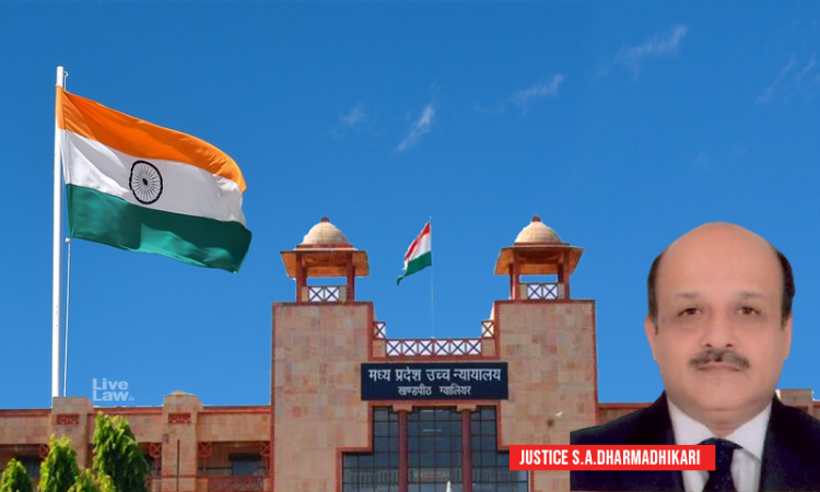 Act Of Leaving National Flag In Hoisted Position After Sunset Maybe A Misconduct But Not An Offence: MP High Court Act Of Leaving National Flag In Hoisted Position After Sunset Maybe A Misconduct But Not An Offence: MP High Court
