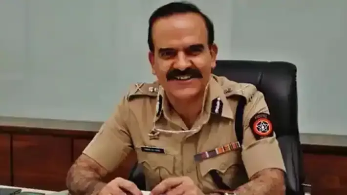 Court Allows Mumbai Polices Plea To Declare Param Bir Singh Absconder Court Allows Mumbai Polices Plea To Declare Param Bir Singh Absconder