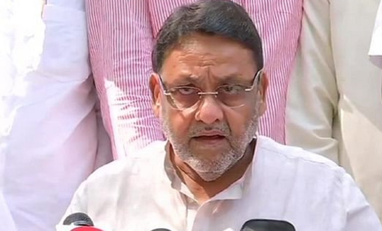 Prime Facie Case Made Out: Mumbai Court Issues Process Against State Minister Nawab Malik On BJP Leaders Criminal Defamation Complaint Prime Facie Case Made Out: Mumbai Court Issues Process Against State Minister Nawab Malik On BJP Leaders Criminal Defamation Complaint
