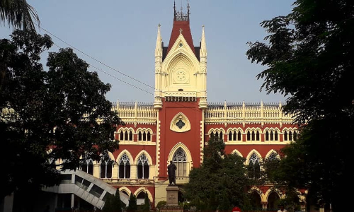 Calcutta High Court Directs Post-Mortem At AIIMS Hospital For Child Rape Victim, Orders Inclusion Of POCSO Charges Calcutta High Court Directs Post-Mortem At AIIMS Hospital For Child Rape Victim, Orders Inclusion Of POCSO Charges
