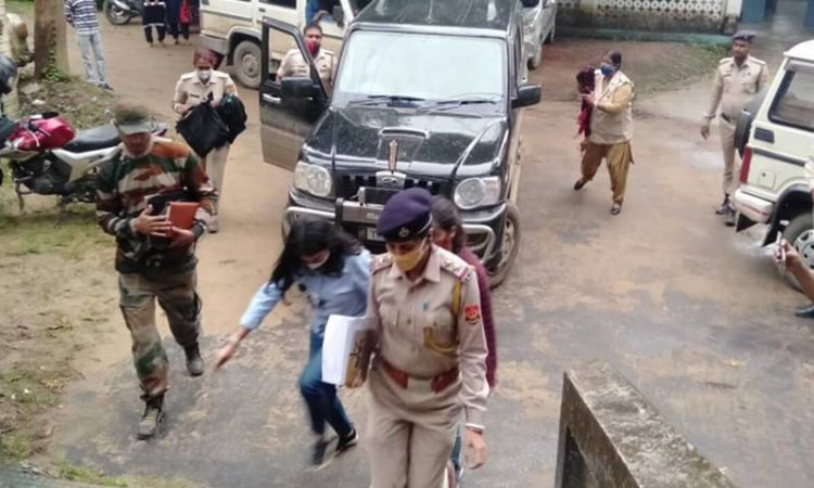 Tripura Violence- Local Court Grants Bail To 2 Delhi Based Journalists Arrested On Charges Of Publishing False News Tripura Violence- Local Court Grants Bail To 2 Delhi Based Journalists Arrested On Charges Of Publishing False News