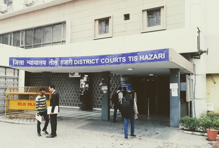 Delhi Court Upholds Non-Framing Of Attempt To Rape Charge Against Accused Who Allegedly Pushed Womans Breasts, Tried To Untie Her Salwar Knot