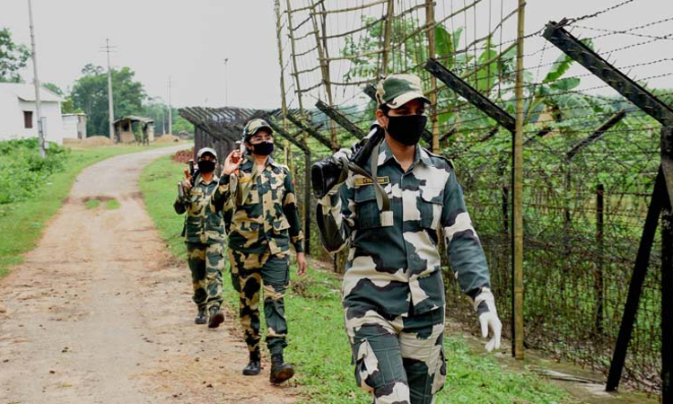 Calcutta High Court Upholds BSF Constables Dismissal For Repeated Unauthorised Absence, Says Authority Can Act Against “Black Sheep”