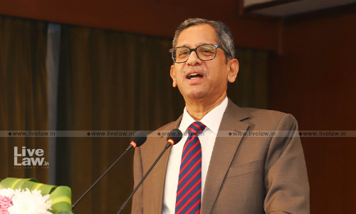 Resumption Of Physical Hearings In Supreme Court : Will Take Collective Decision With Judges After Holi, Says CJI Ramana Resumption Of Physical Hearings In Supreme Court : Will Take Collective Decision With Judges After Holi, Says CJI Ramana