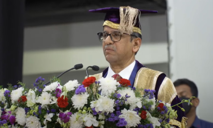 Gain Experience At Trial Courts Before Moving To Higher Levels : CJI Ramana Advises Law Graduates Gain Experience At Trial Courts Before Moving To Higher Levels : CJI Ramana Advises Law Graduates