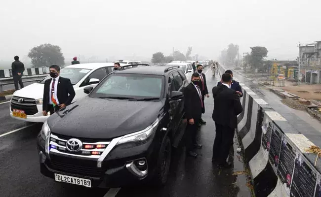 SC Advocates Get Anonymous Calls Threatening Judges To Not Hear Case On PM Modi Security Lapse