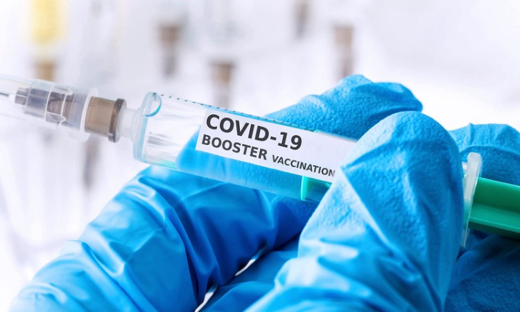 Sr Citizens COVID Booster Dose Delayed Due To Erroneous Vaccine Certificate: Orissa HC Issues Notice To Centre, State Govt Sr Citizens COVID Booster Dose Delayed Due To Erroneous Vaccine Certificate: Orissa HC Issues Notice To Centre, State Govt