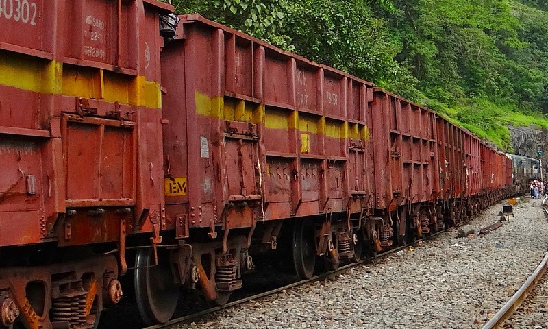 Indian Railways Not Liable For Cross-Border Cargo Loss Unless It Occurred On Its Network: P&H High Court Rejects Appeal After 34 Yrs Indian Railways Not Liable For Cross-Border Cargo Loss Unless It Occurred On Its Network: P&H High Court Rejects Appeal After 34 Yrs