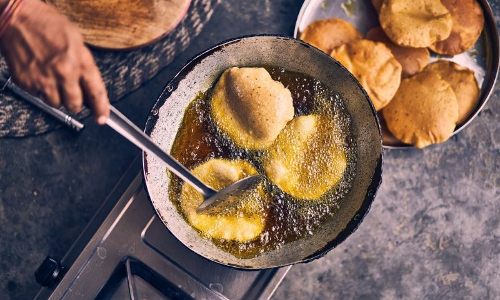 Allahabad HC Seeks State Food Safety Commissioners Personal Affidavit In PIL Seeking Constructive Disposal Of Used Cooking Oil