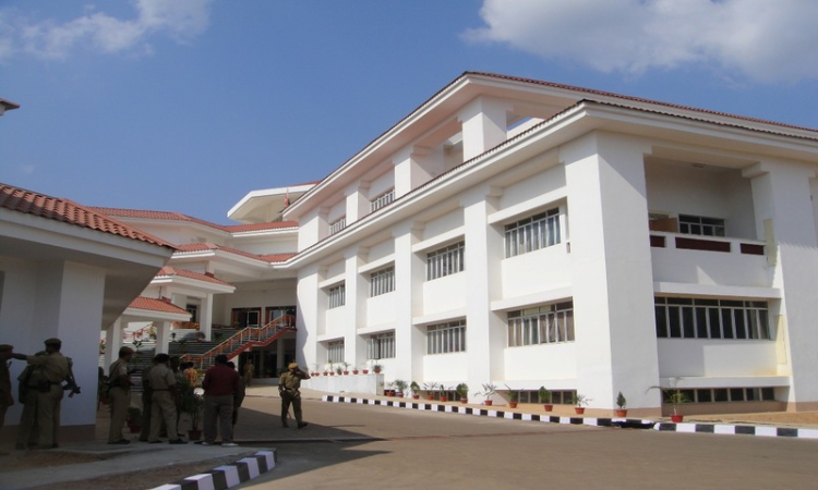 “Utterly Perverse”: Tripura High Court Flags Trial Judges Superficial Handling Of Land Dispute Suit, Orders Entry In Service Record