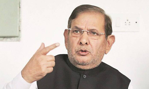 Sharad Yadav Seeks Time To Vacate Official Bungalow On Humanitarian Grounds; Supreme Court Seeks Centres Response Sharad Yadav Seeks Time To Vacate Official Bungalow On Humanitarian Grounds; Supreme Court Seeks Centres Response