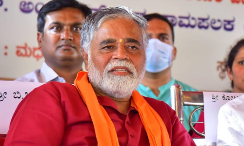 Karnataka Education Minister Misinterpreting High Court Verdict In Hijab Case: Lawyers Body Issues Notice Karnataka Education Minister Misinterpreting High Court Verdict In Hijab Case: Lawyers Body Issues Notice