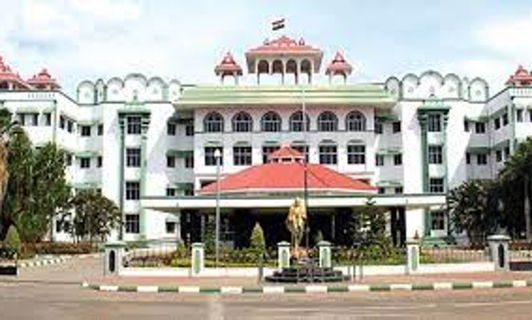 Wrong Declaration In E-Way Bill: Madras High Court Quashes Penalty Under GST As There Was No Intention Of Tax Evasion Wrong Declaration In E-Way Bill: Madras High Court Quashes Penalty Under GST As There Was No Intention Of Tax Evasion
