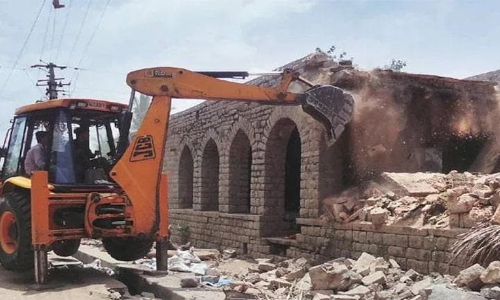 Delhi High Court To Hear Today Plea Against Demolition Drive In Riots-Hit Jahangirpuri Area Delhi High Court To Hear Today Plea Against Demolition Drive In Riots-Hit Jahangirpuri Area