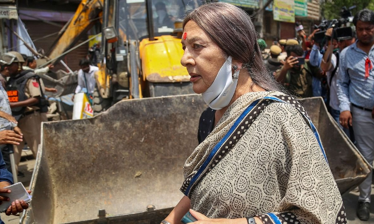 CPI(M) Leader Brinda Karat Moves Supreme Court Against Jahangirpuri Demolitions; Says Demolitions Continued Despite Status Quo Order CPI(M) Leader Brinda Karat Moves Supreme Court Against Jahangirpuri Demolitions; Says Demolitions Continued Despite Status Quo Order