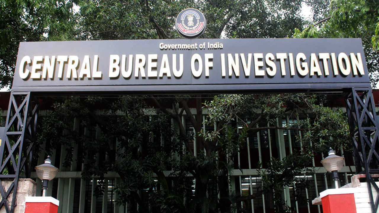 Lawyer Cannot Be Booked For Asking On-Duty CBI Officers For Their Identity Cards: Bombay High Court