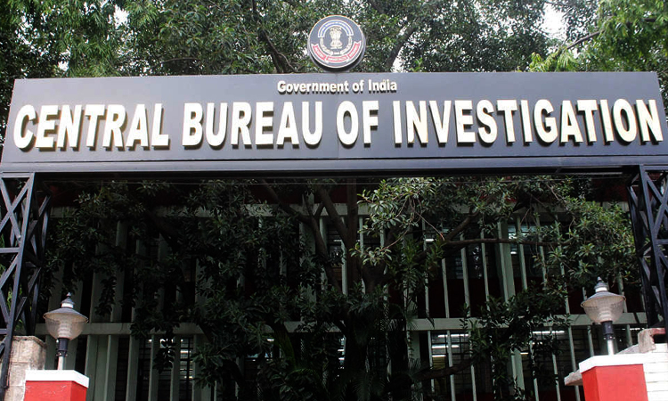 Lawyer Cannot Be Booked For Asking On-Duty CBI Officers For Their Identity Cards: Bombay High Court Lawyer Cannot Be Booked For Asking On-Duty CBI Officers For Their Identity Cards: Bombay High Court