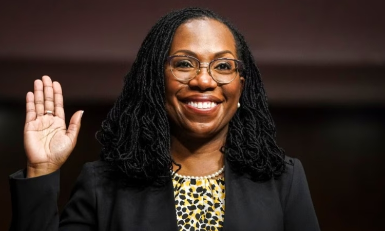 Ketanji Brown Jackson Sworn In As US Supreme Court Justice- First Black Woman In Courts History Ketanji Brown Jackson Sworn In As US Supreme Court Justice- First Black Woman In Courts History