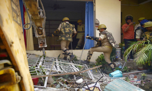 Allahabad High Court Raps UP Cops For Razing Residential House Sans Registration Of Execution Case, Seeks SPs Presence