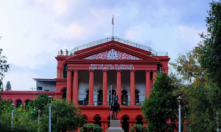 Helpless Immigrants Detained In Jail Amid Lack Of Detention Centres: Karnataka Legal Services Authority Moves High Court, Notice Issued Helpless Immigrants Detained In Jail Amid Lack Of Detention Centres: Karnataka Legal Services Authority Moves High Court, Notice Issued