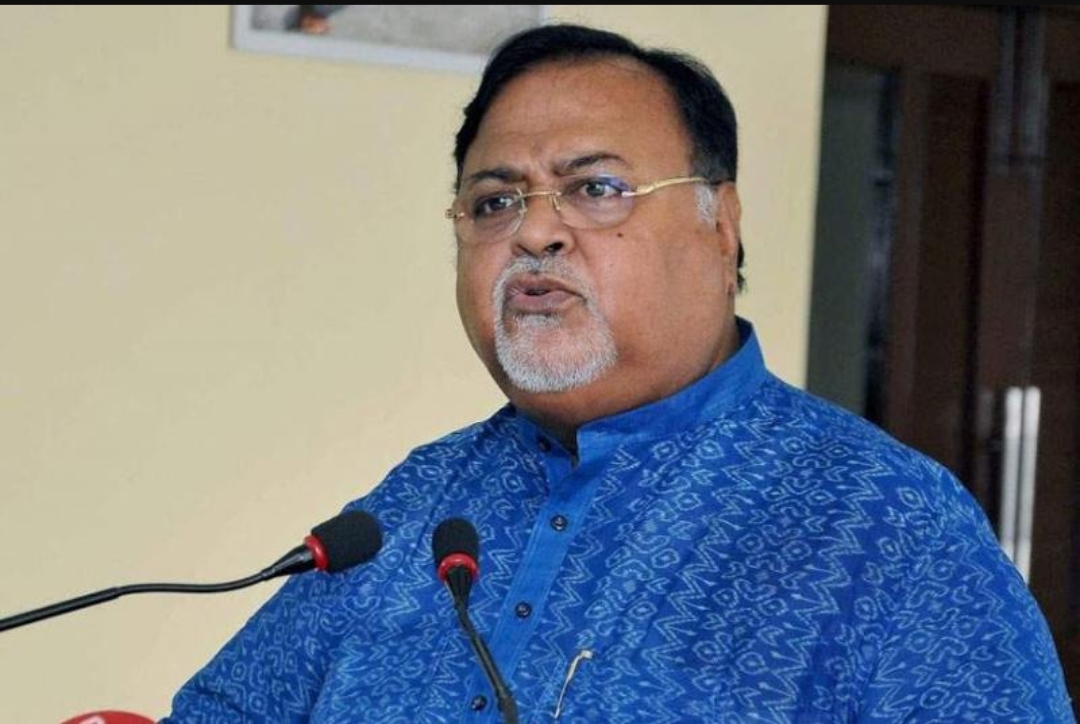 Calcutta High Court Rejects Minister Partha Chatterjees Plea For Expunging Adverse Remarks In HCs 24 July Judgment Calcutta High Court Rejects Minister Partha Chatterjees Plea For Expunging Adverse Remarks In HCs 24 July Judgment