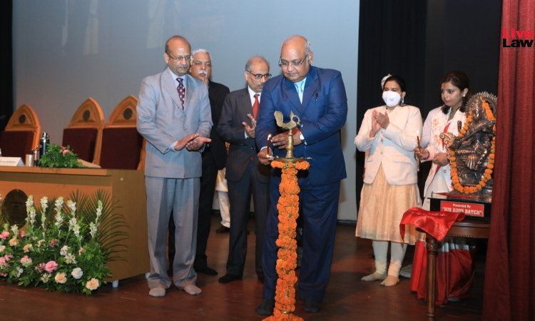 Justice Dinesh Maheshwari Inaugurates Conference On Sensitization Of District Court Judges On Gender Justice In Lucknow Justice Dinesh Maheshwari Inaugurates Conference On Sensitization Of District Court Judges On Gender Justice In Lucknow