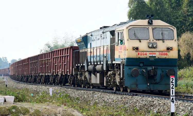 Blacklisting Is Civil Death, Cannot Be Imposed For Clerical Lapses: Calcutta High Court Quashes Eastern Railways Debarment Of Leaseholder Blacklisting Is Civil Death, Cannot Be Imposed For Clerical Lapses: Calcutta High Court Quashes Eastern Railways Debarment Of Leaseholder