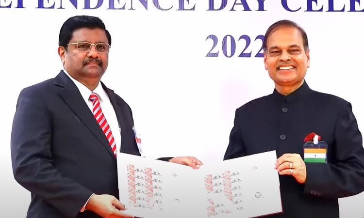160 Years Of Madras High Court: Chief Justice Releases Commemorative Stamp 160 Years Of Madras High Court: Chief Justice Releases Commemorative Stamp