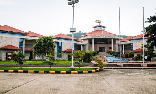 Manipur HC Quashes Preventive Detention Order, Says Fixing Time Limit For Making Representation Violates Article 22(5) Of Constitution Manipur HC Quashes Preventive Detention Order, Says Fixing Time Limit For Making Representation Violates Article 22(5) Of Constitution