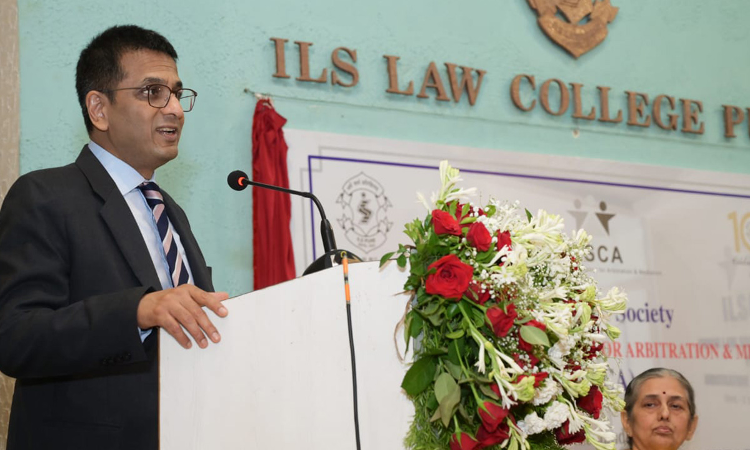 Marginalized Persons Often End Up Settling For Less In Mediations Due To Unequal Bargaining Power : Justice Chandrachud Marginalized Persons Often End Up Settling For Less In Mediations Due To Unequal Bargaining Power : Justice Chandrachud