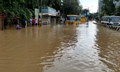People Robbed Their Own Motherland: Bombay High Court Says Citizens Equally Responsible For Mumbais Waterlogging, Cant Blame BMC People Robbed Their Own Motherland: Bombay High Court Says Citizens Equally Responsible For Mumbais Waterlogging, Cant Blame BMC