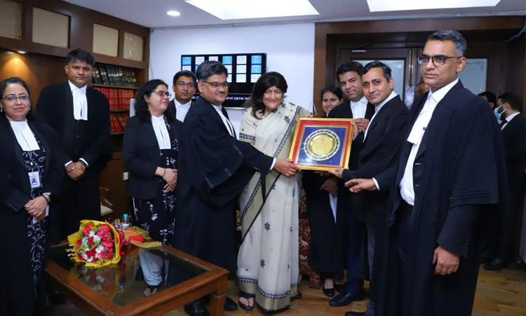Justice Indira Banerjee Shares Her Memories With Lawyers Justice Indira Banerjee Shares Her Memories With Lawyers