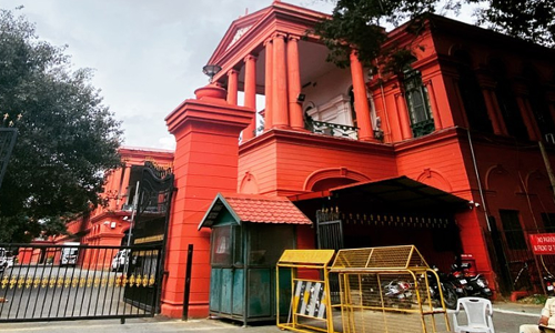 Advocates Act Confers No Right To Park Vehicle Inside Court Premises: Karnataka High Court