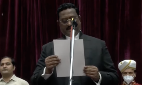 Justice Prasanna Varale Takes Oath as Chief Justice of Karnataka High Court Justice Prasanna Varale Takes Oath as Chief Justice of Karnataka High Court