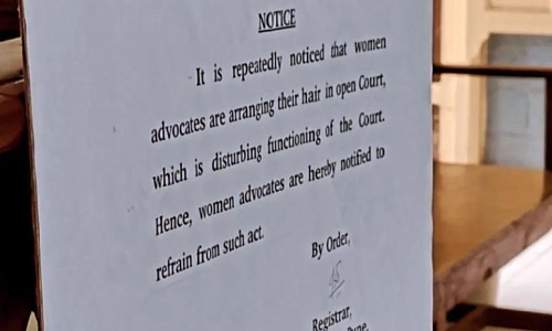 After Backlash, Pune Court Withdraws Notice Asking Women Lawyers To Not Arrange Their Hair In Court