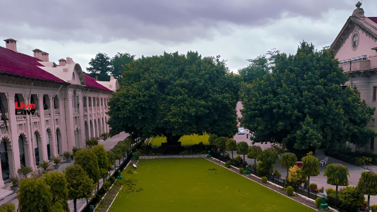 Absconder/Proclaimed Offender Not Entitled To Anticipatory Bail: Allahabad High Court Absconder/Proclaimed Offender Not Entitled To Anticipatory Bail: Allahabad High Court