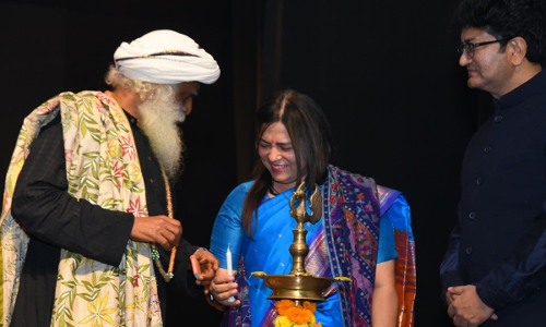 Luthra And Luthra Hosts Meenakshi Lekhi, Sadhguru, Other Dignitaries For A Cultural Evening Luthra And Luthra Hosts Meenakshi Lekhi, Sadhguru, Other Dignitaries For A Cultural Evening