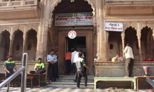 Banke Bihari Temple Revamp Plan| Protect Ancient Temples In the Vicinity, Provide Expenditure Details: Allahabad HC To UP Govt