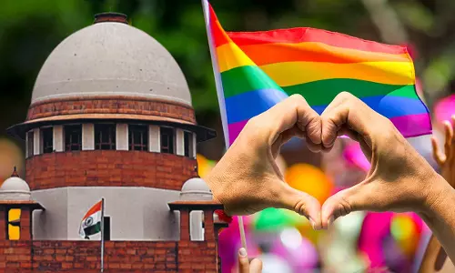 BREAKING| Supreme Court Transfers To Itself Petitions Pending In High Courts For Recognition Of Same-Sex Marriage BREAKING| Supreme Court Transfers To Itself Petitions Pending In High Courts For Recognition Of Same-Sex Marriage